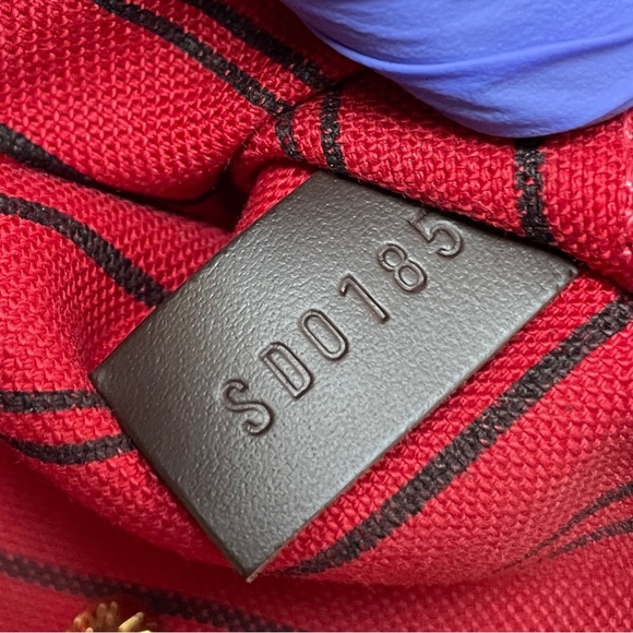 Louis Vuitton Damier Ebene Neverfull MM - Picture 15 of 15